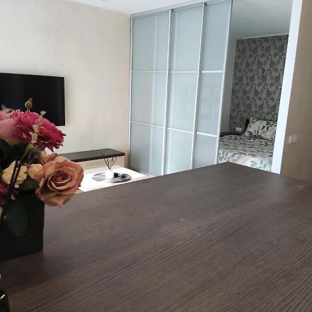 Nikoletos Apartamentai Panevėžys Esterno foto