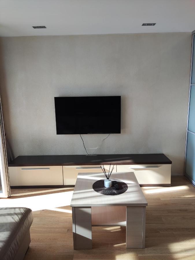 Nikoletos Apartamentai Panevėžys Esterno foto